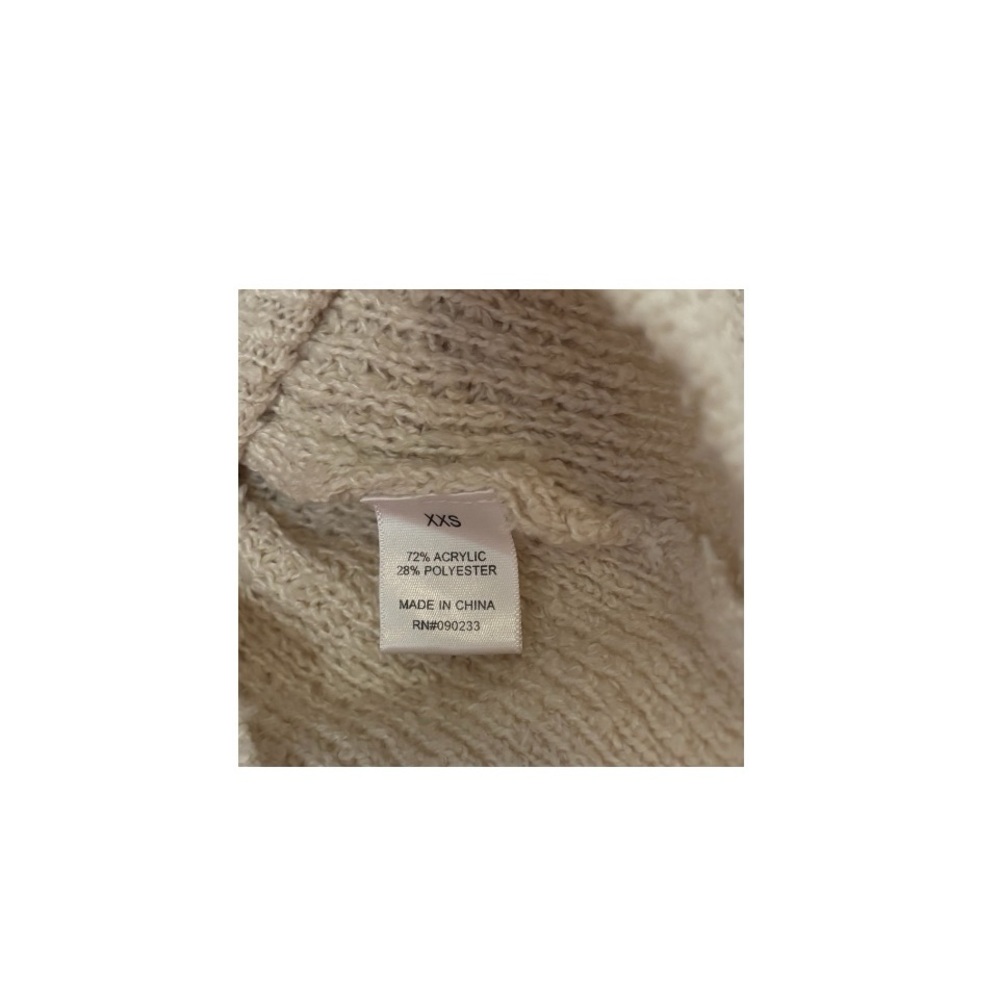 Your Favorite Cropped Waffle Knit Sweater - Picture 5 of 5